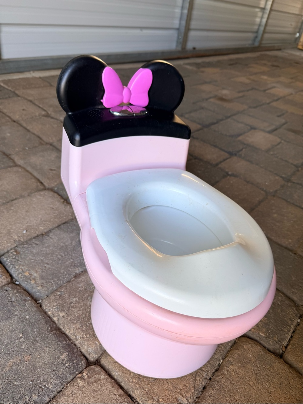 Pink Minnie Mouse Kids Potty Training Toilet Seat